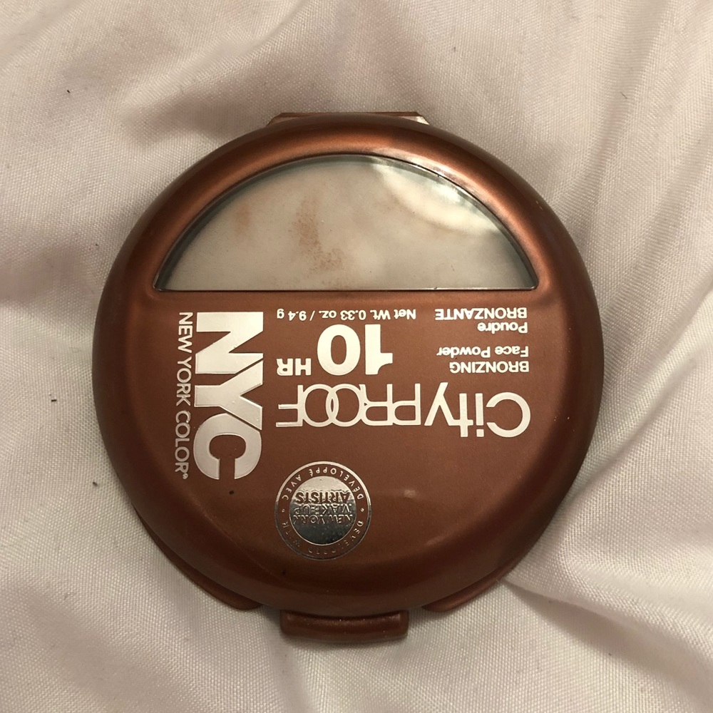NYC light bronzer perfect for the summer